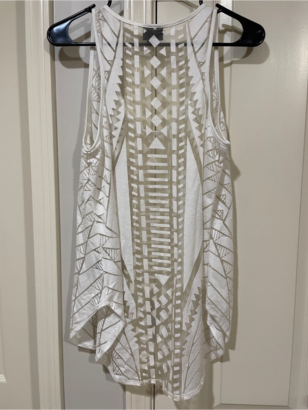 Mossimo Women’s White Swim Cover-Up Tank with Beige Geometric Print - Picture 2 of 9